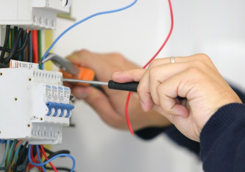 kadıköy elektrikçi olarak kadıköyde elektrikçi hizmetleri vermekteyiz acil elektrikçi ve nöbetçi elektrikçi ihtiyaçlarınızda 7/24 bizden destek alabilirsiniz.